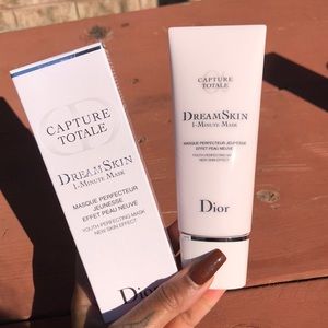 ✨DIOR DREAMSKIN 1 MINUTE MASK✨